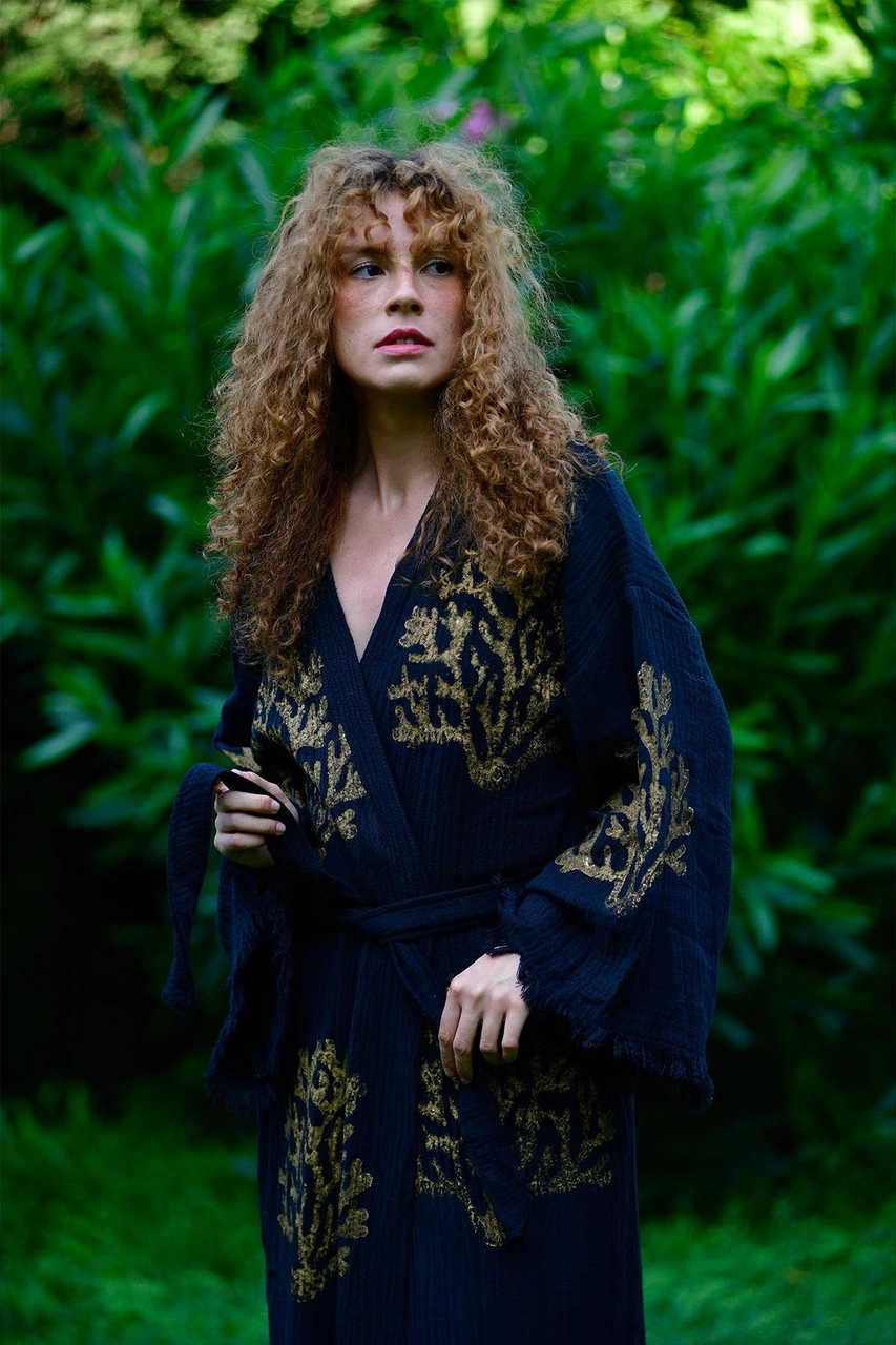 Brandsmithshop Siyah Ethereal Coral Kimono Çok Renkli