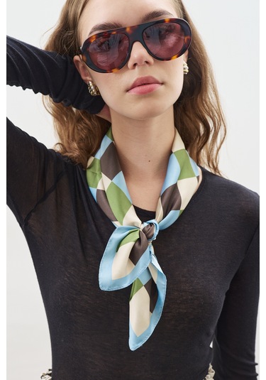 Desenli Orta Boy Saten Fular Check Check