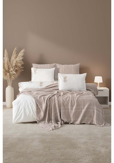 Amara Vizon Nakışlı Çift Kişilik %100 Pamuklu Nevresimli Pike Seti - 7 Parça Çeyiz Seti Vizon