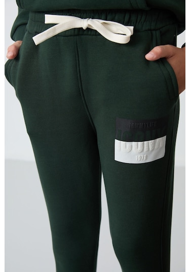 Tommy Life Çam Yeşil Pamuklu Kalın İçi Tüylü Yumuşak Dokulu Standart Fit Baskılı Erkek Çocuk Eşofman Takım - 1 Yeşil