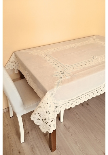 Dantel Motifli Muşamba Masa Örtüsü 120 X 150 Cm - Krem Renk-halka