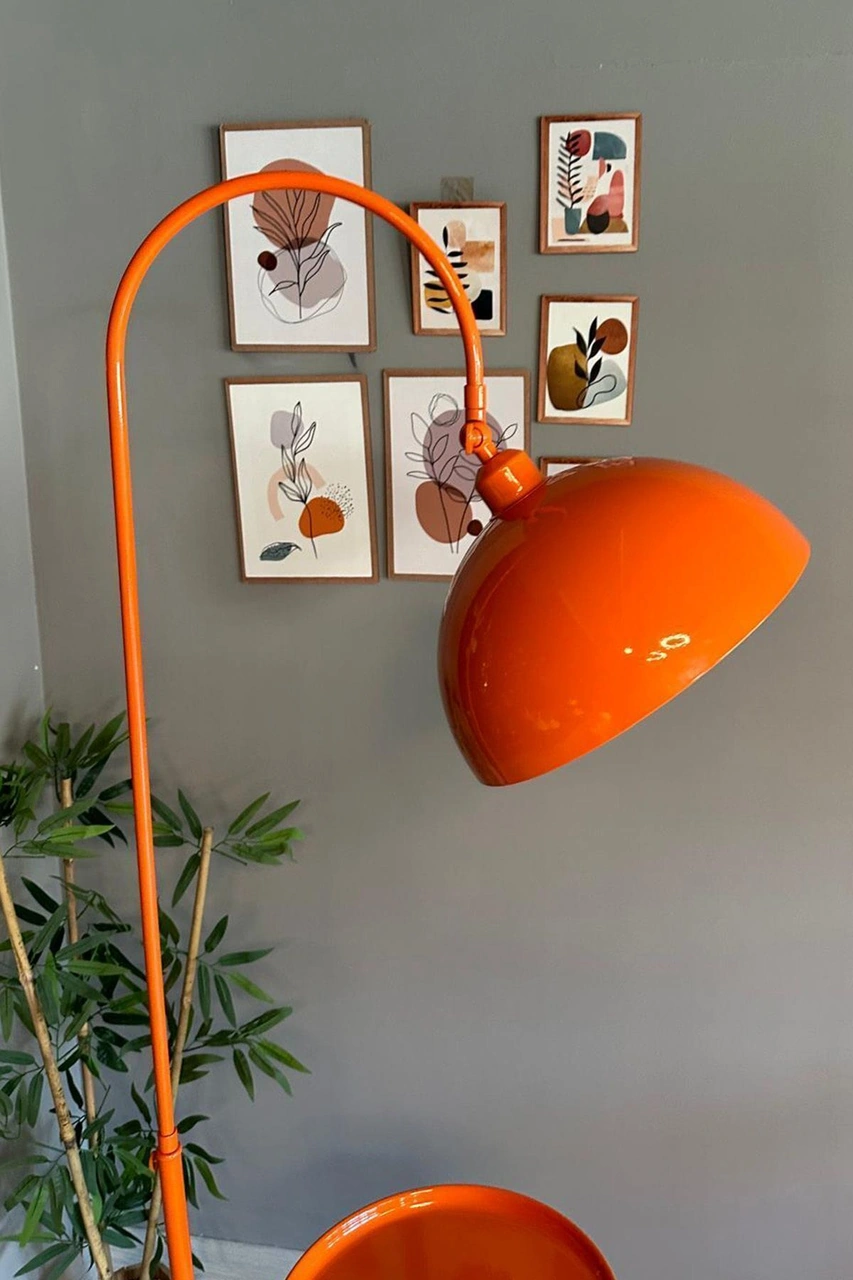 Turuncu Lambader Hareketli Başlık Sehpalı Modern Dekoratif Metal Oturma Odası Çalışma Odası Turuncu