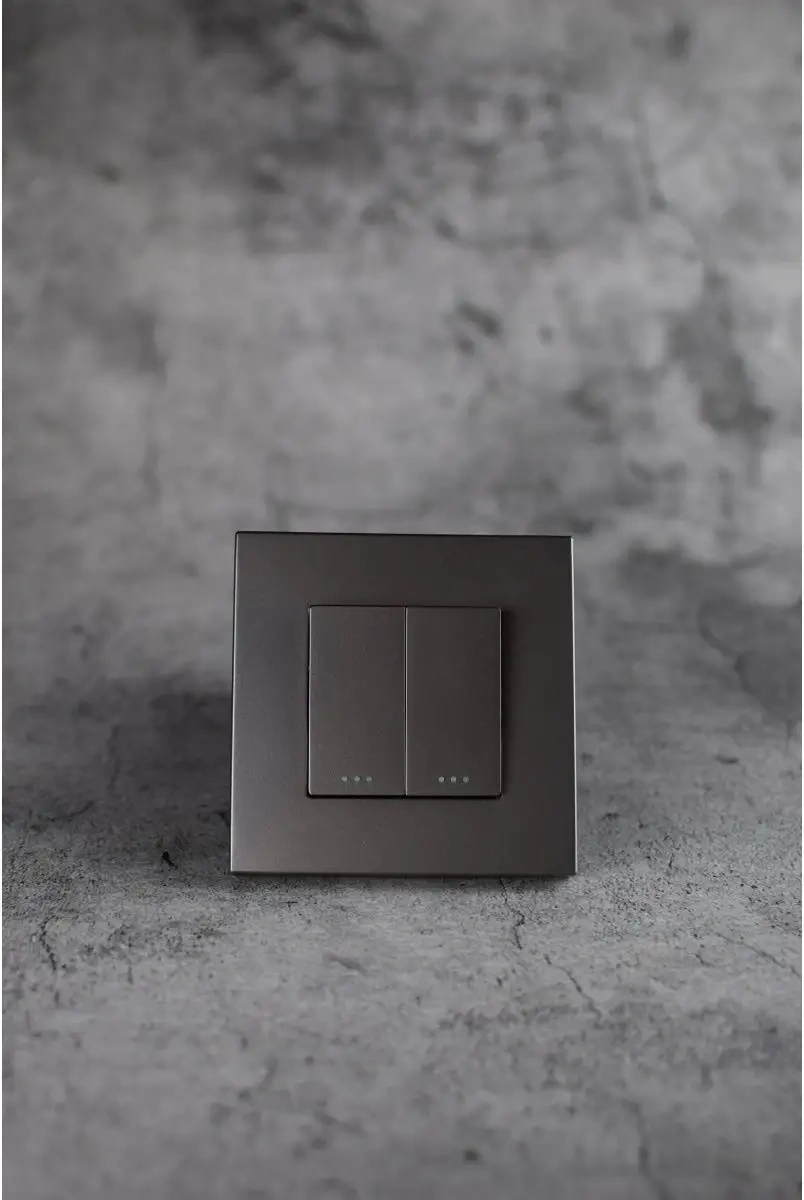 Vo'stabl Gri, Aydınlatmasız Çift Düğmeli Anahtar 154083771