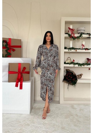 Leopar Önü Yırtmaçlı V Yaka Elbise Leopar