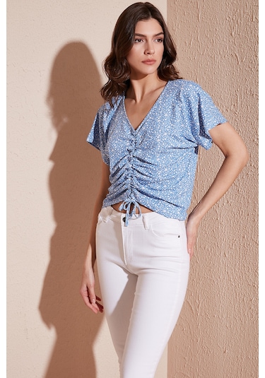 Lela Desenli Önü Büzgülü V Yaka Crop Bayan Bluz 5864486Y4 Bebe Mavi