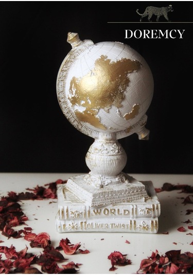 Doremcy Dekoratif Gümüş Kitaplı Dünya Küre Ev Ve Ofis Hediyelik Polyester Döküm Biblo Beyaz