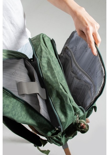 Ultra Hafif Çok Cepli Su Geçirmez Sırt Çantası Unisex Yeşil Model: 571-1k - Yeşil