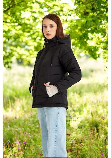 Kışlık Su Geçirmez Kısa Rahat Şişme Kadın Mont Siyah