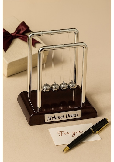 Kişiye İsme Özel Newton Balans Denge Topu Küçük Boy - Ofis - Ev Masa Üstü Motivasyon Hediyesi