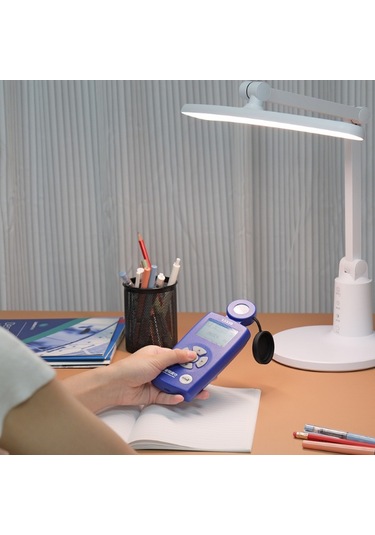 Linshang Ls330 Profesyonel Spektral Lüksmetre Crı, Cct Ve Flicker Ölçümü