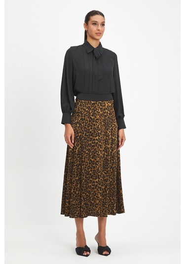 Kadın Leopar Desenli Etek - Şık Bel Detayı Ve Modern Tasarım - Günlük Ve Özel Kullanımlar İçin Haki