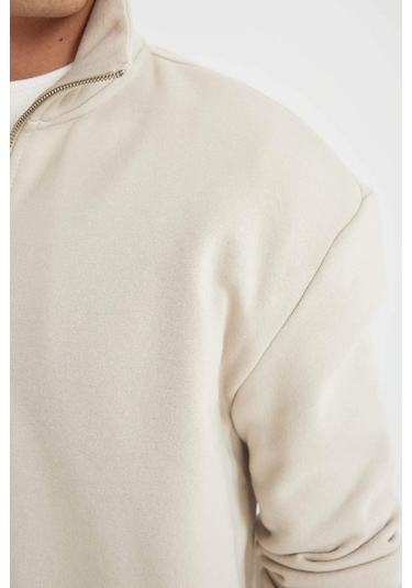 DeFacto Comfort Regular Fit Rahat Kalıp Fermuarlı Dik Yaka Basic Düz Sweatshirt X7405AZ24AUBG735