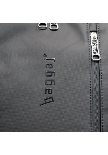 Laptop Gözlü Ve Körüklü İnce Tasarım Sırt Çantası Baggaj S24133 Siyah