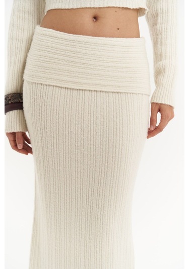 Sevara Carmen Yaka Ekru Triko Takım Ekru