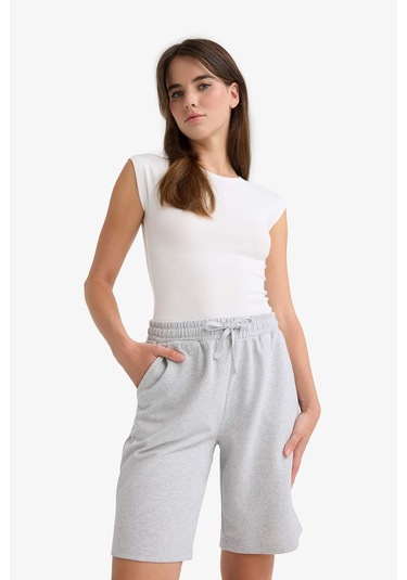 Defacto Regular Fit Normal Bel Düz Paça İnce Bermuda Şort W9369az25augr93 Gri