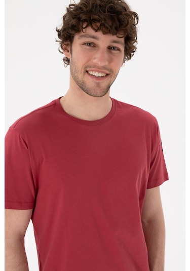 U.S. Polo Assn. Erkek Regular Fit Bisiklet Yaka Vişne Basic Tişört 50305985-VR223 U.S. Polo Assn. Erkek Regular Fit Bisiklet Yaka Vişne Basic Tişört 50305985-VR223