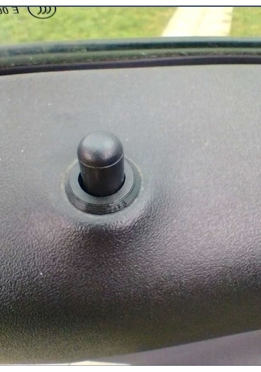 Volvo C30 S40 V50 Kapı Kilit Pimi Kenarlığı 4 Adet
