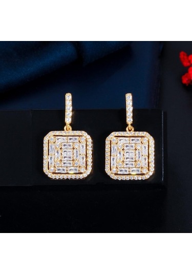 Novahub Altın Cmm Yüksek Kaliteli Altın Rengi Zirkonya Kare Damla Küpe Altın Altın