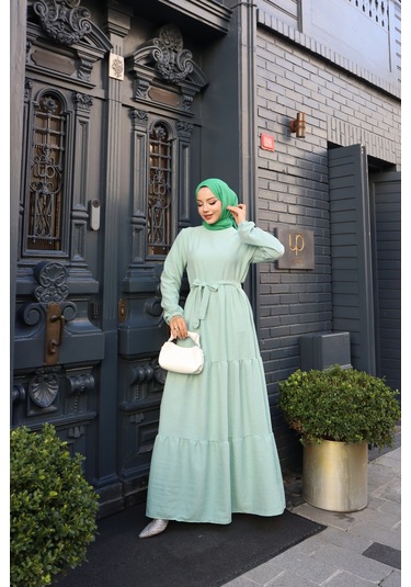 Kadın Yeşil Küçük Kareli Kat Kat Kuşaklı Uzun Gofre Kumaş Tesettür Elbise 0226 Yeşil