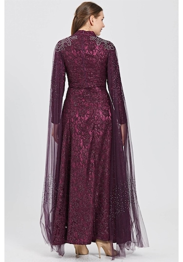 Mürdüm Omuzda Etek Ucuna Uzanan Tül Üzeri Taş Kombinli Dantelli A Mürdüm