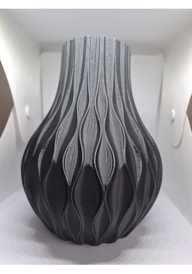 Dalga Desenli Vazo -20 Cm Siyah