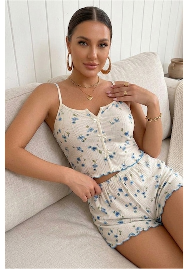 Bella Notte Ekru Çiçek Desenli Soft İp Askılı Şortlu Pijama Takımı