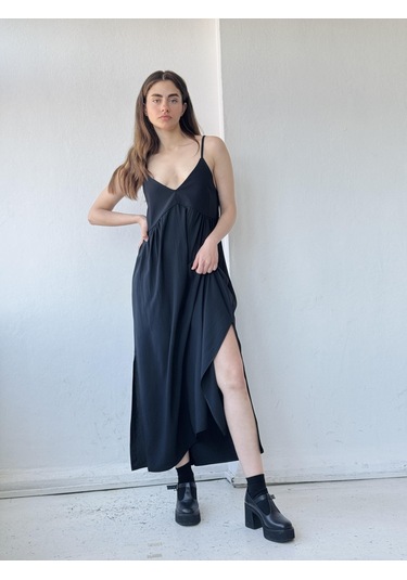 Retrobird Tasarım June Askılı Yırtmaçlı Elbise Siyah-13913 Siyah