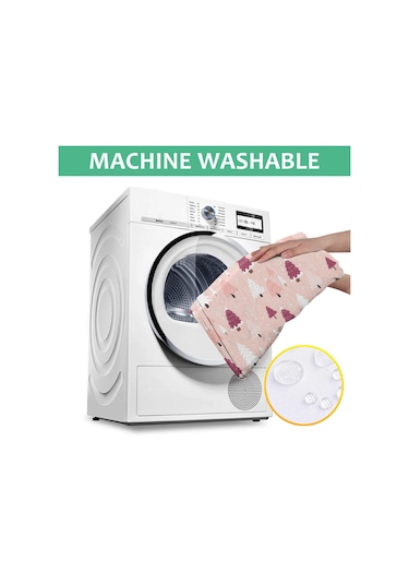 Noel Desenli Dikdörtgen Masa Örtüsü 60x84 İnç, Su Geçirmez Ve Leke Tutmaz Noel Ağacı Kar