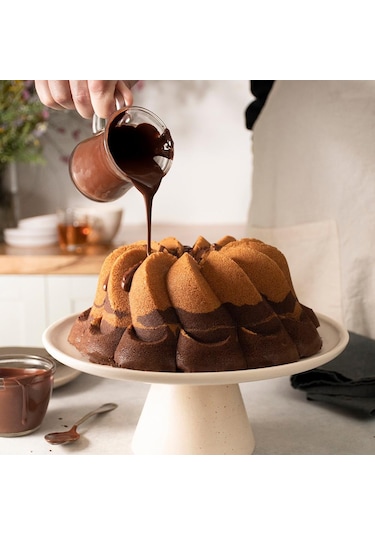Nordicware Pirouette Bundt Kek Kalıbı - Platin
