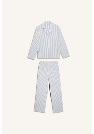 Defacto Pijama Takımı Regular Fit Çizgili Uzun Kollu Üst Uzun Alt-fall İn Love E7252ax25aube302 Mavi Defacto Pijama Takımı Regular Fit Çizgili Uzun Kollu Üst Uzun Alt-fall İn Love E7252ax25aube302 Mavi