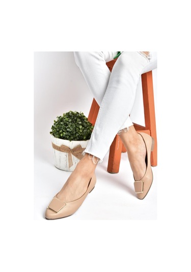 Fox Shoes P726776309 Ten Toka Aksesuarlı Kadın Babet Ten Rengi