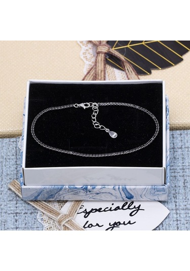 Nagiss Suyolu İnce Kare Dört Tırnak Model Siyah Zirkon Taşlı İthal 925 Ayar Gümüş Kadın Bileklik