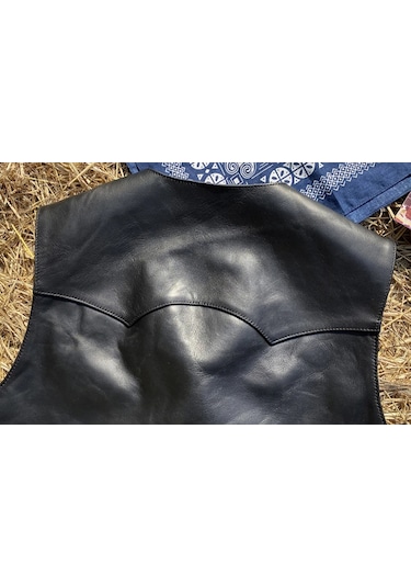 Yakalı Metal Düğmeli Yelek Hakiki Deri