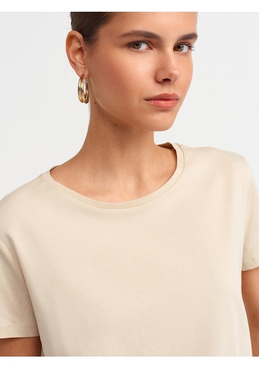 Dilvin Bisiklet Yaka Basic T-shirt 101a03471 Açık Bej