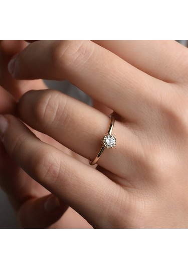 14 Ayar Altın Kaplama Yuvarlak Kesim Tektaş Gümüş Yüzük - Rs00102 Altın