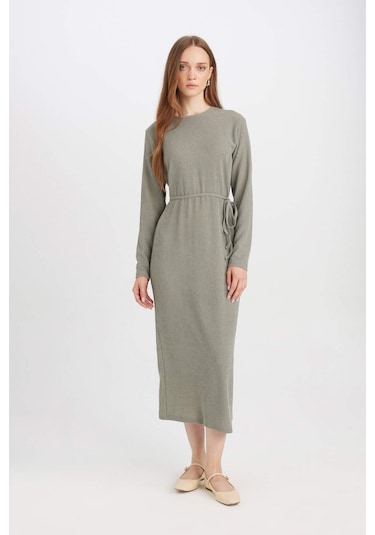 DeFacto Regular Fit Bürümcük Uzun Kollu Midi Elbise D5024AX24AUKH499