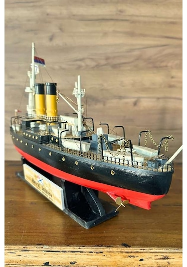 Admiral Uszakov Askeri Gemi Maketi