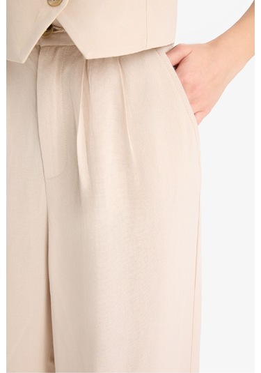 DeFacto Wide Leg Keten Karışımlı Pantolon Normal Bel Geniş Paça Cepli Fermuarlı Standart Boy E6210AX25SPBG286