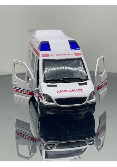 Sesli Işıklı Ambulans Metal Oyuncak Araba