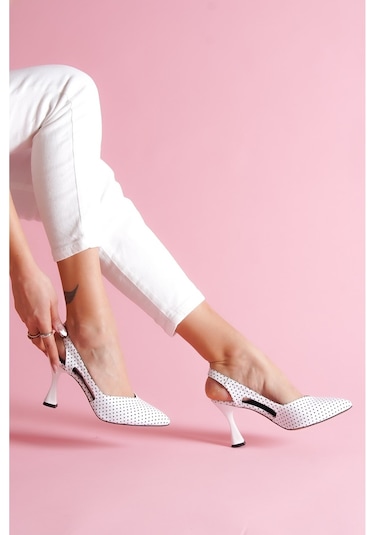 Duck Beyaz Puantiyeli Yanları Açık Topuklu Ayakkabı