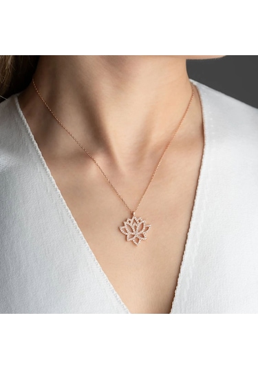 Vaoov 925 Ayar Gümüş Taşlı Lotus Kolye Rose