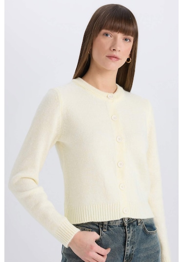 DeFacto Regular Fit Bisiklet Yaka Basic Düz Düğmeli Soft Touch Yumuşak Triko Hırka E3654AX25SPYL514 Sarı