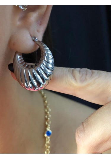 Vog Altın Tasarım Beyaz Renk İstiridye Halka Model Sevgiliye,eşe,anneye Hediye Çelik Küpe Beyaz