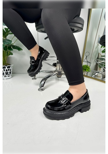 Günlük Kadın Loafer V Tokalı Kalın Topuklu Tırtıklı Tabanlı Oval Burunlu Makosen Ayakkabı 7455 - 7453 7453-siyahrugan