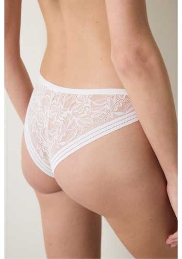 Penti Essentials V Shape Ekru Brazilian Külot
