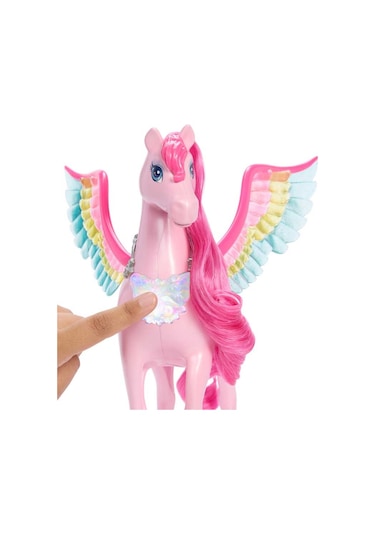 Barbie A Touch Of Magic Peggy ve Aksesuarları HLC40