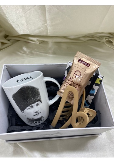 Atatürk Temalı Kupa Hediye Kutusu Öğretmenler Günü Hediyesi Anlamlı Ve Şık Hediye Seti -