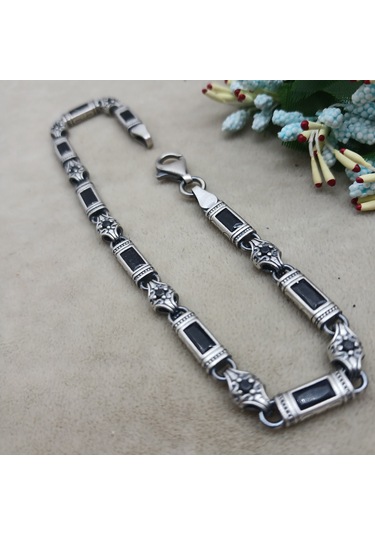 Bir Gümüş Aşkı 925 Ayar Gümüş Siyah Baget Taşlı Bileklik