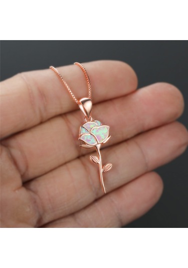 Beyaz Opal Çiçek Yaprak Kolye Gümüş