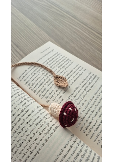 Bordo Mantar Amigurumi Kitap Ayracı Kitap Aksesuarı Hediyelik